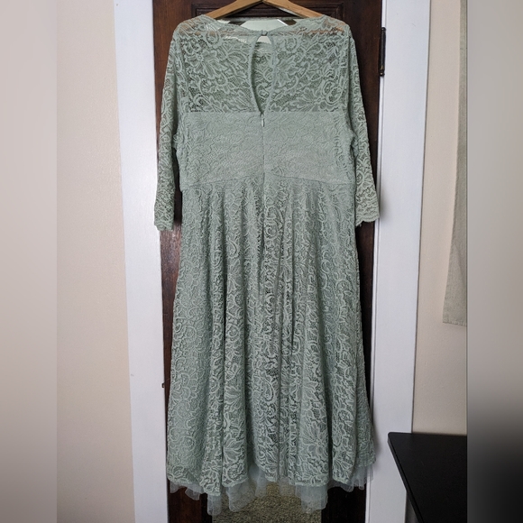 Torrid 24W Tea-Length Mint Lace/Chiffon Dress - Picture 4 of 4
